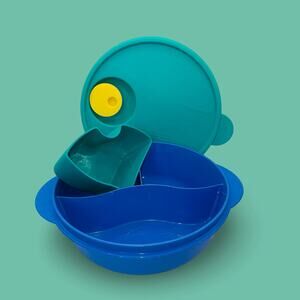 Tupperware CrystalWave Divided Bowl 3859A Blue Vent N Serve Lid 7373A USA Made